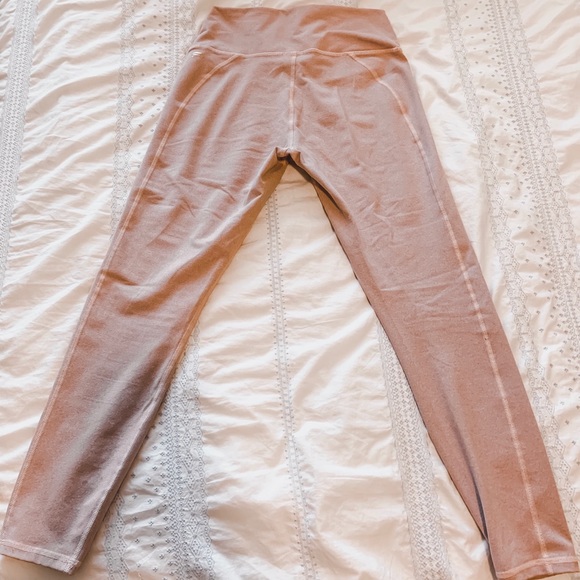 Fabletics leggings - Picture 3 of 3